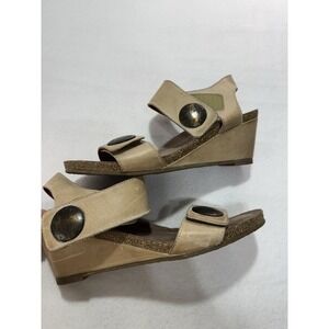 Taos Heels Size 9 9.5 Summer Wedge Comfort Walking Dressy Casual